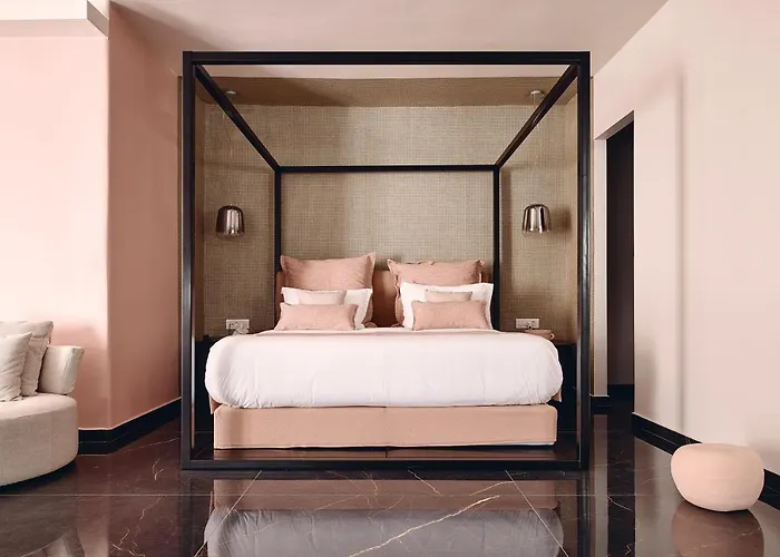 Amazon Mykonos & Otel