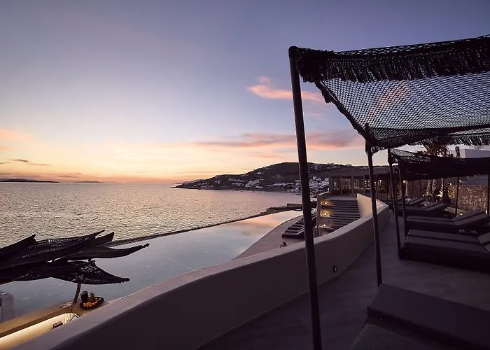 Amazon Mykonos & Otel 5*