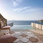 Amazon Mykonos & Hotel Agios Ioannis Diakoftis
