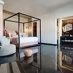 Amazon Mykonos & Hotel