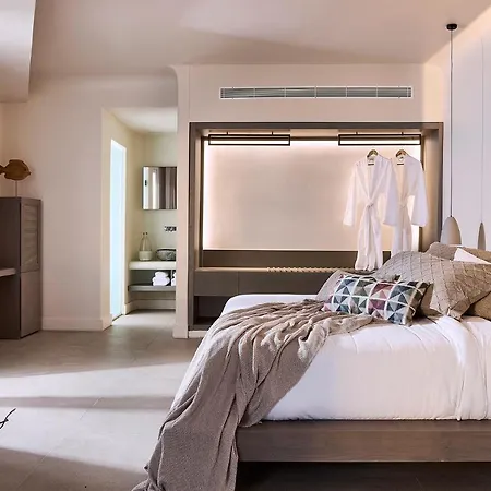 Amazon Mykonos & Hotell Mykonos Town