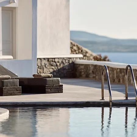 Amazon Mykonos & Hotel