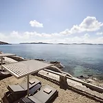 Amazon Mykonos & Hotel 5*