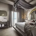 Amazon Mykonos & Hotel Agios Ioannis Diakoftis