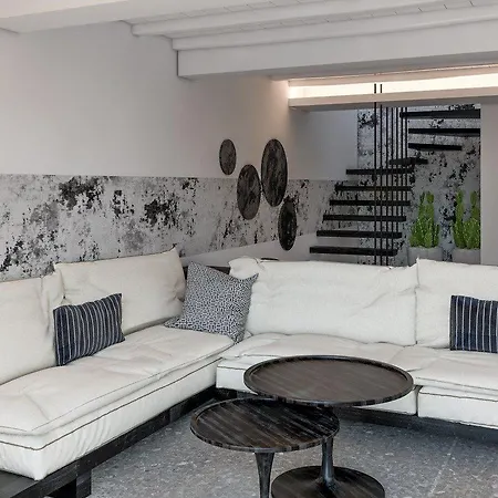 Hotel Amazon Mykonos & Agios Ioannis Diakoftis