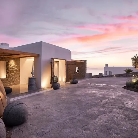Amazon Mykonos & 5* Agios Ioannis Diakoftis