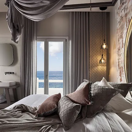 Amazon Mykonos & Hotel