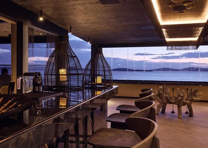 Amazon Mykonos & Hotell 5*