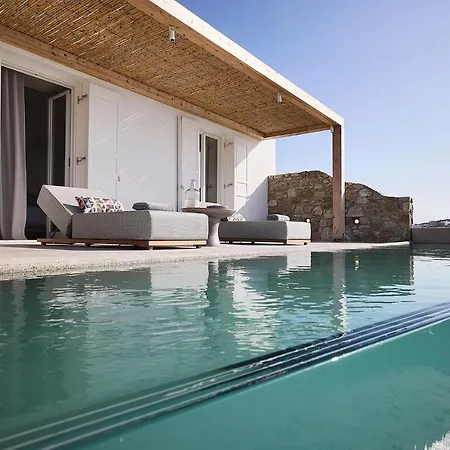 Amazon Mykonos & Agios Ioannis Diakoftis