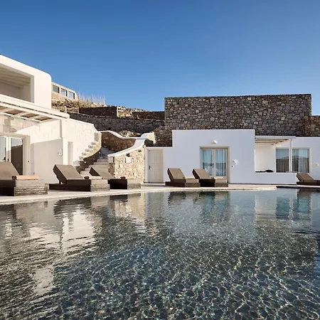 Amazon Mykonos & Agios Ioannis Diakoftis